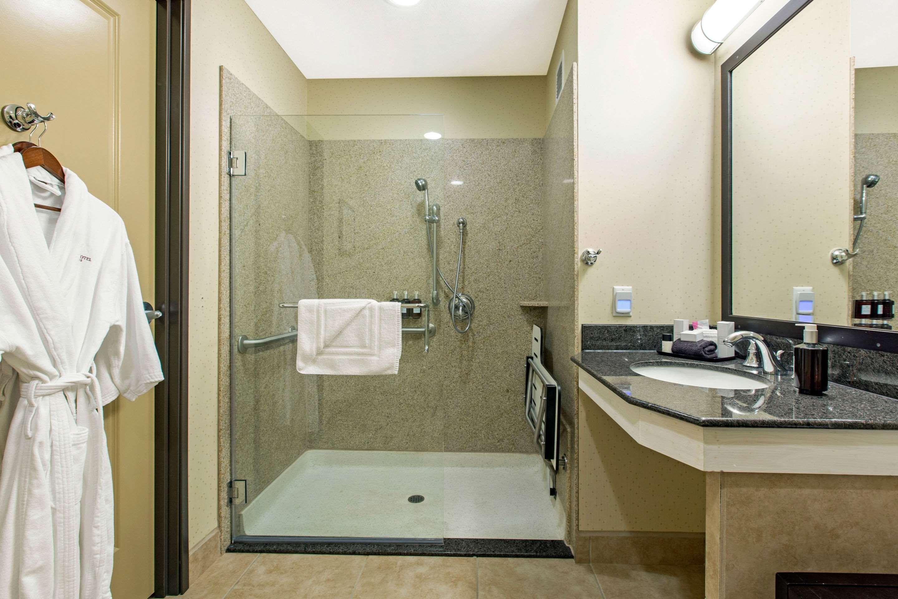 The Oaks Hotel & Suites Paso Robles Ngoại thất bức ảnh