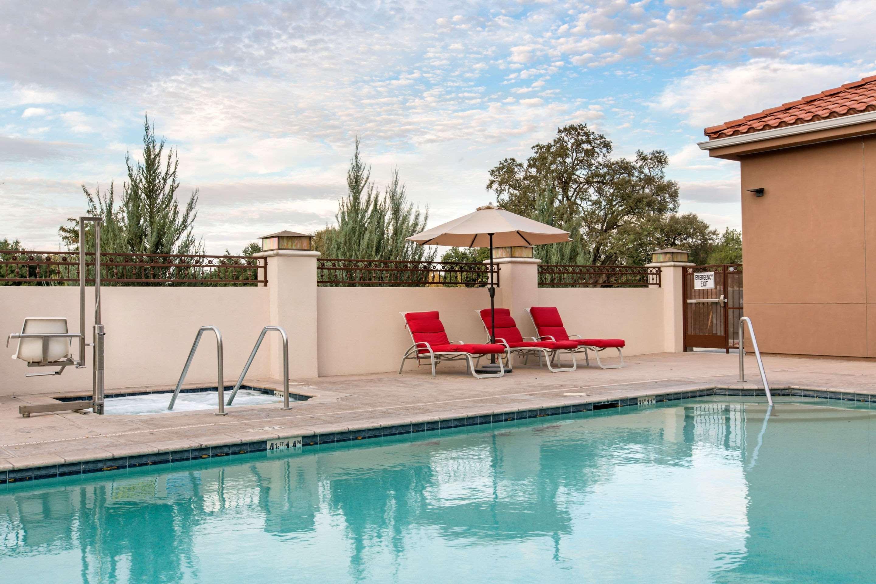 The Oaks Hotel & Suites Paso Robles Ngoại thất bức ảnh