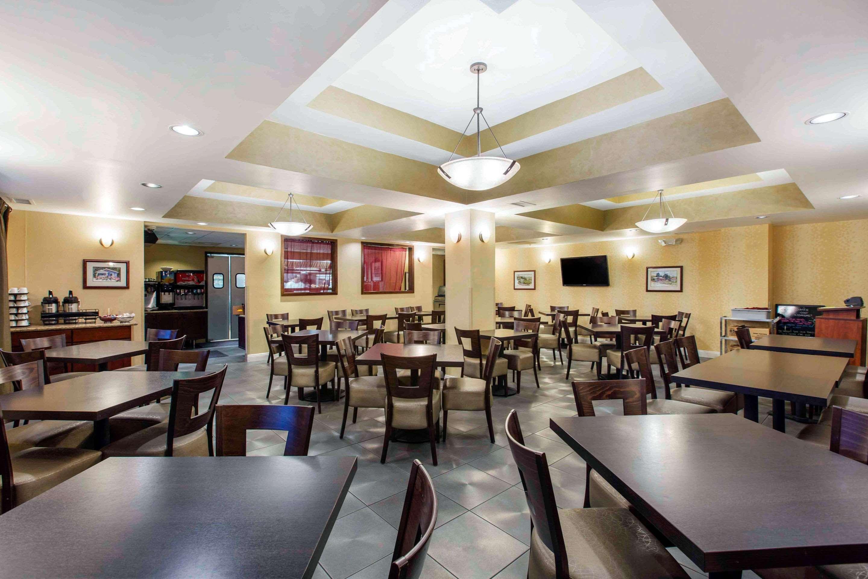 The Oaks Hotel & Suites Paso Robles Ngoại thất bức ảnh